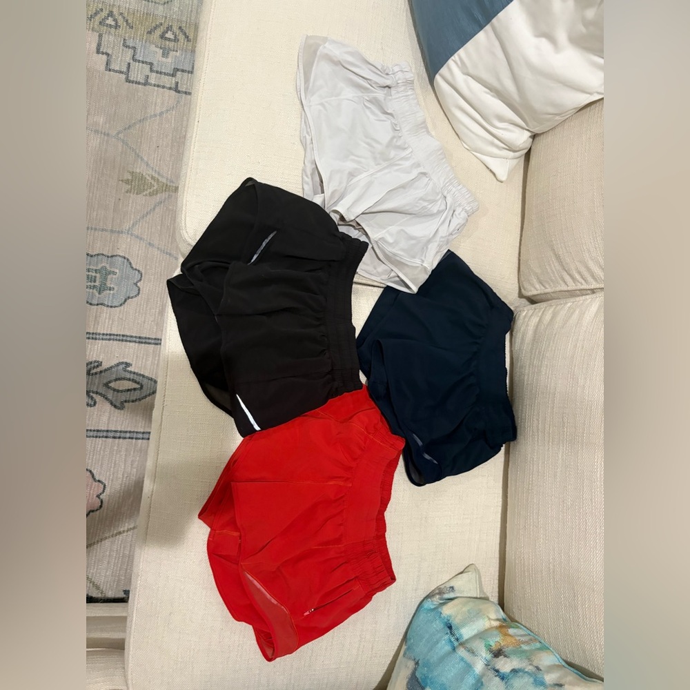 Bundle of 4 pairs lululemon shorts